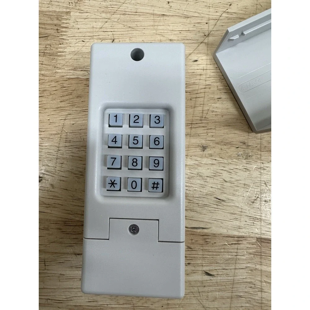 Chamberlain Universal Garage Door Wireless Keypad KLIK2U-P2